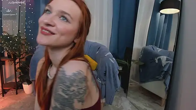 PollyMayer live XXX chat