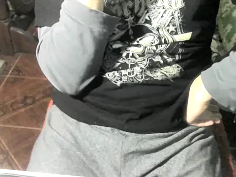 XXX chat uživo modela OreCam