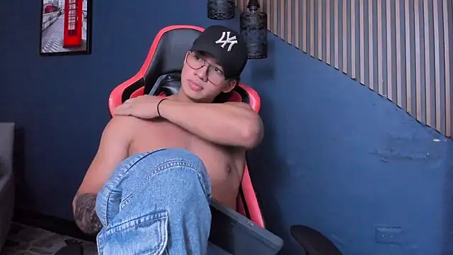 Axxel_Muscle Live XXX-Chat