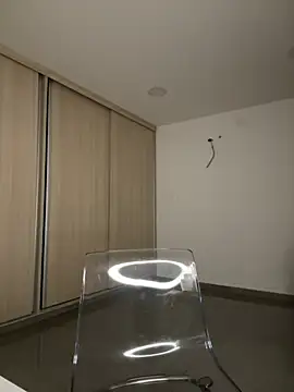 Curlyierr's Live XXX Chat