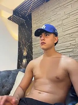 Lander_Cruz Live XXX-Chat
