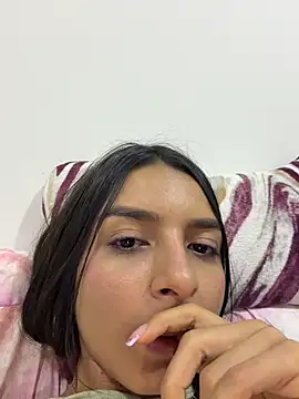 violeta365 即時 XXX 聊天