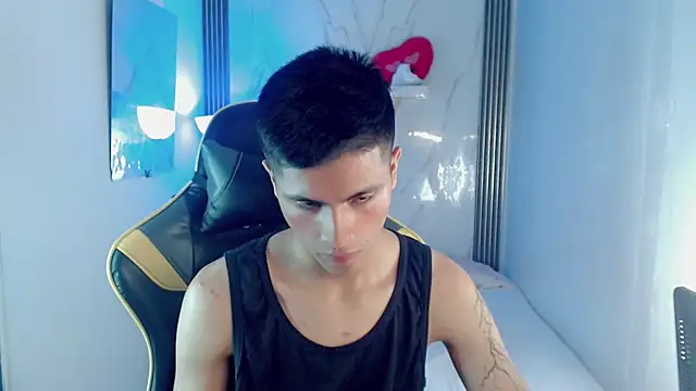 Ascii_one Live XXX Chat