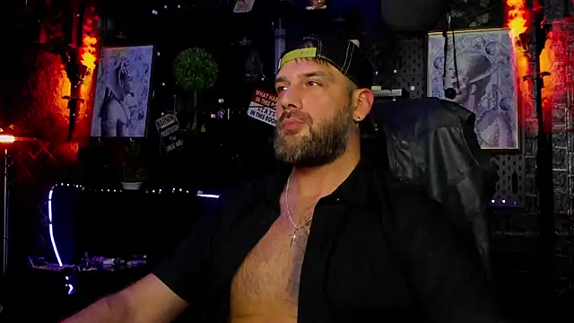 Chatroom XXX en direct de LexHardy