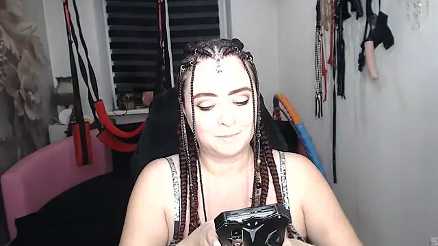 Chat +18 de MISSgoddessMARIA ao vivo