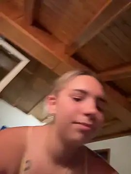Naomi-Klein Live XXX-Chat