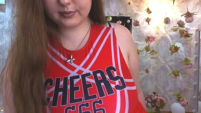 PixelGoddess Adlı Modelin Canlı XXX Sohbeti