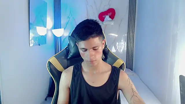 XXX chat uživo modela Ascii_one
