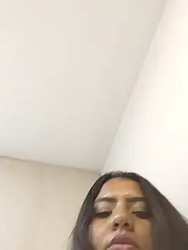 Camila_TorresssのライブXXXチャット
