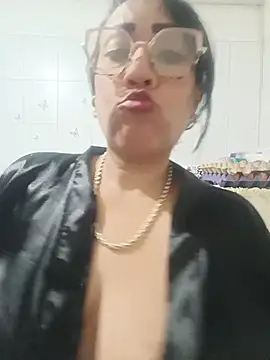 Czat XXX na żywo – OliviaWilliamm