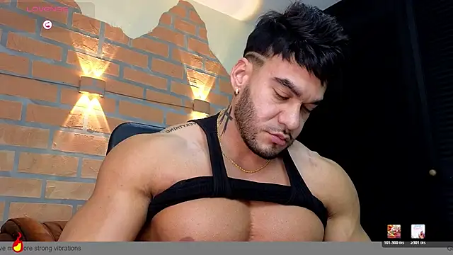 Chat +18 de zac_levis_ ao vivo