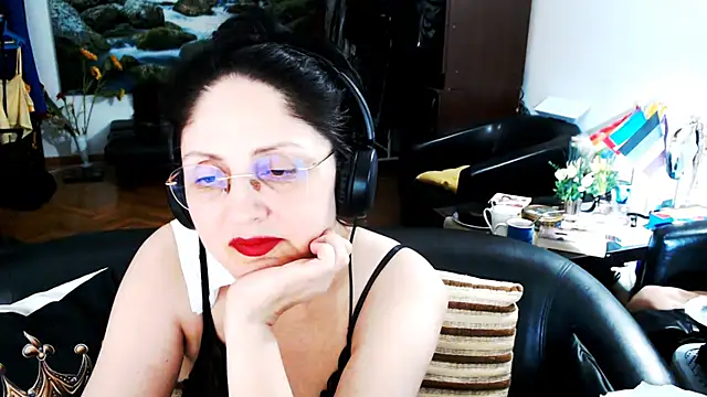 Chat XXX en directo de Imperatriza