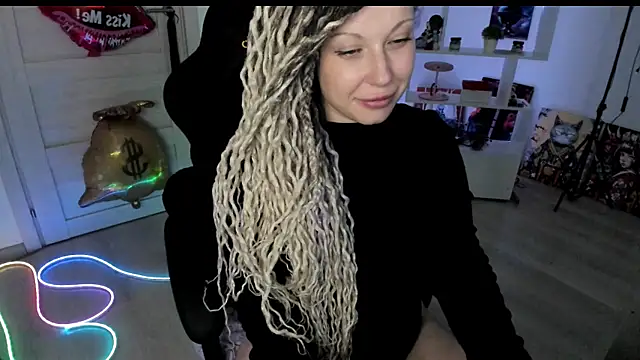 XXX chat uživo modela HoneySallyMoore