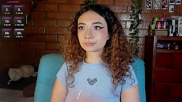 Chatroom XXX en direct de Annycolin_