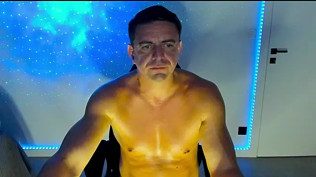 XXX chat uživo modela BadBoyVibes84