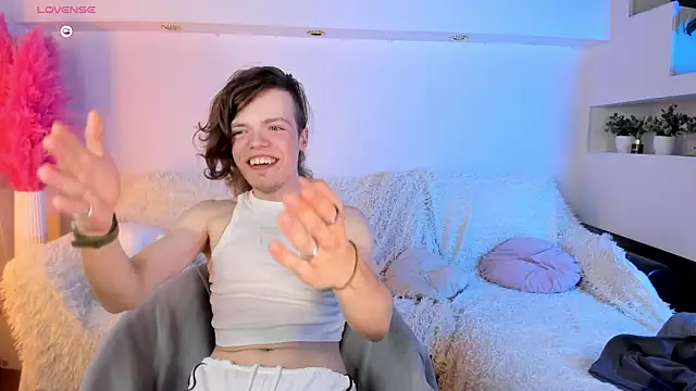 צ'אט XXX בשידור חי של Ivi_ca
