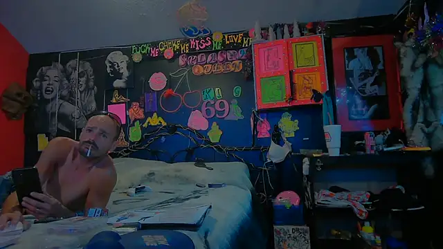 צ'אט XXX בשידור חי של Splash_Queen420