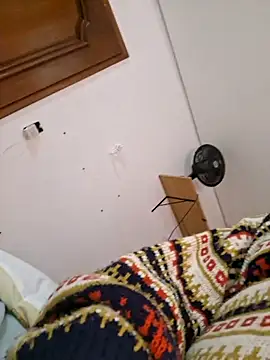ratomau webcam show