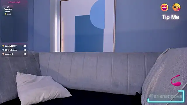 Živý XXX chat ArianaNova