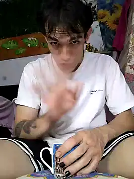 markoskiin লাইভ XXX চ্যাট