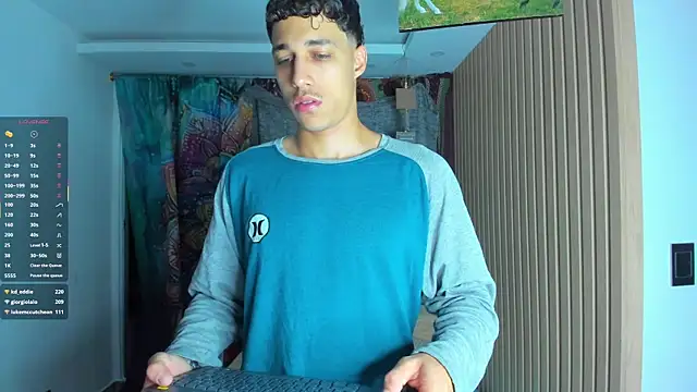 orionblaze69_'s Live XXX Chat