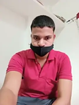 Rashi__75 élő XXX-chatje