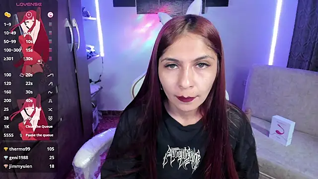 Czat XXX na żywo – Mady_monroe_111