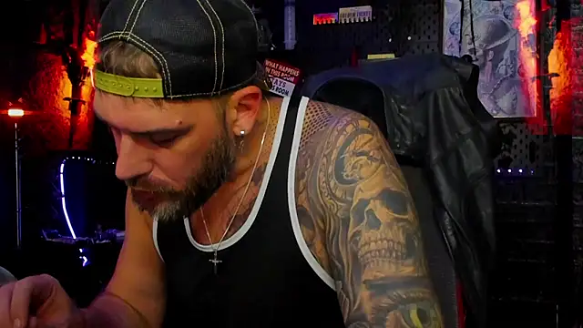 แชท XXX สดของ LexHardy