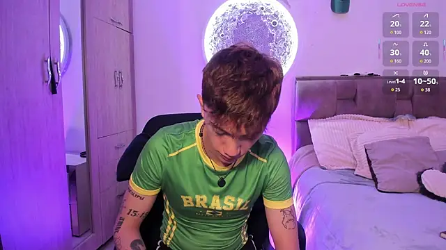 Chat XXX Live Timothy_ros
