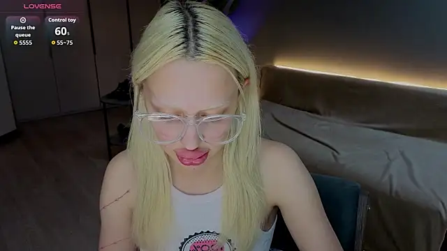 Luna_Beverly Live XXX Chat