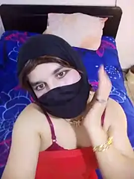 banouti28 লাইভ XXX চ্যাট