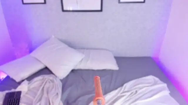 XXX chat uživo modela Tina_curly