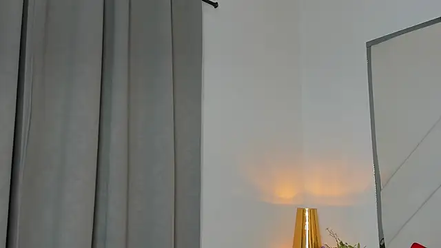 Logan_WolfJS Chat XXX in diretta