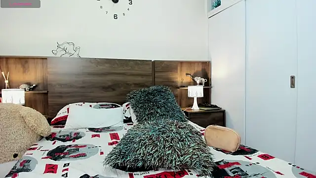 taylorlivee Chat XXX live