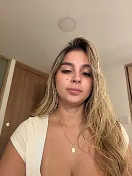 oriana_zoeee Adlı Modelin Canlı XXX Sohbeti