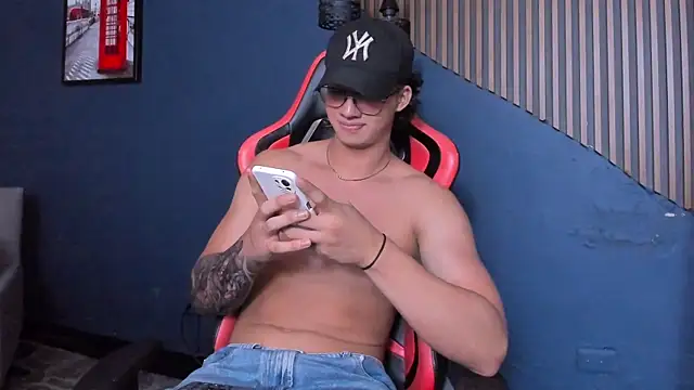 Axxel_MuscleのライブXXXチャット