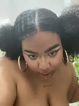 دردشة Sunniie الجنسية المباشرة