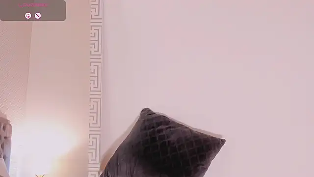Evaa_Lunna_ Adlı Modelin Canlı XXX Sohbeti