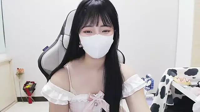 Chatroom XXX en direct de Nina_777_