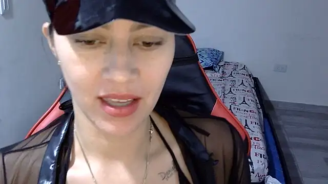 Bandida553 live XXX chat