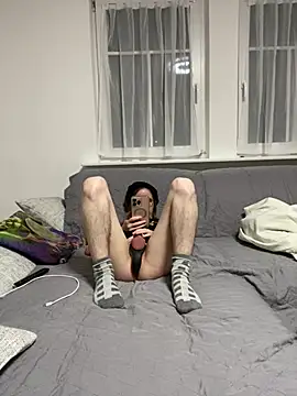 Chatroom XXX en direct de YoungSebi