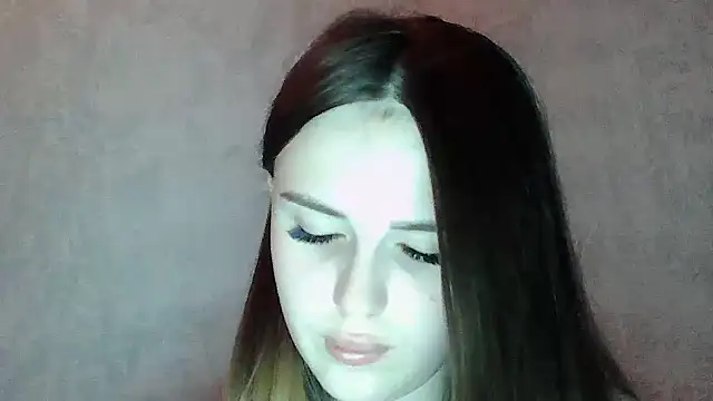 SweetLoraa Live XXX Chat