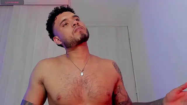AUSTINN_TORRES 라이브 XXX 채팅
