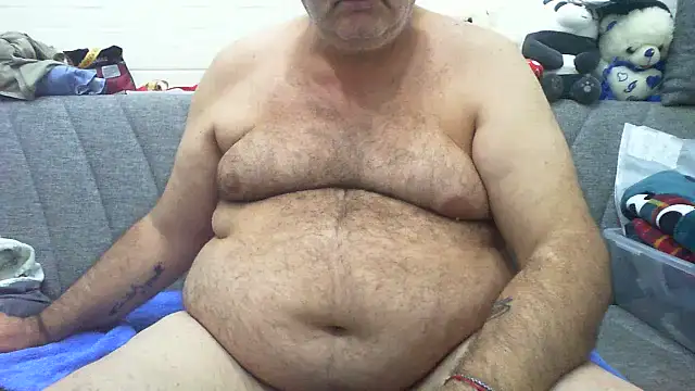 DaddyHot71 Live XXX Chat