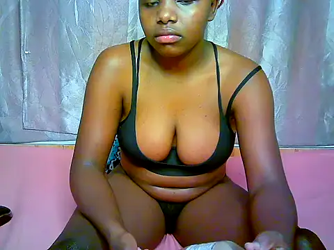 Manoti_wet Live XXX Chat