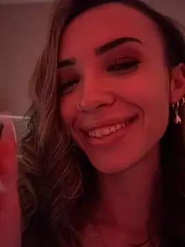 Chat XXX en directo de Tiny-Mimi