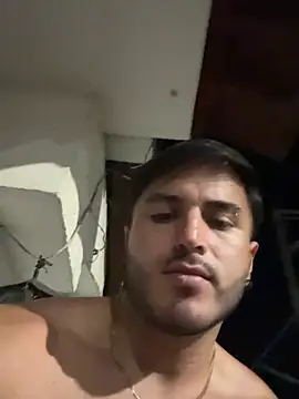 noahstevenss' Live XXX Chat