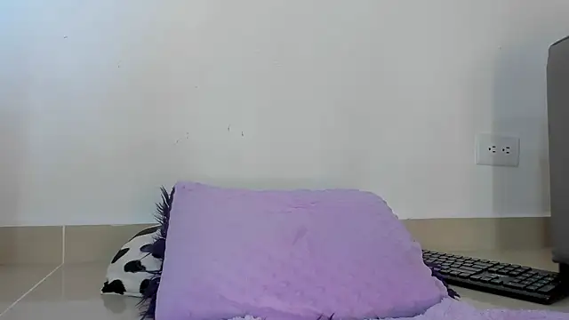 دردشة Nanny_11 الجنسية المباشرة