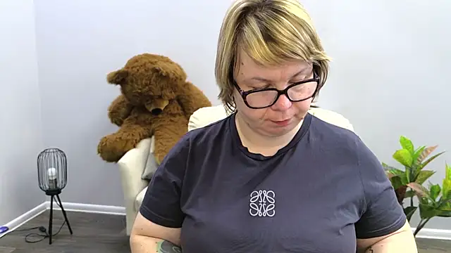 BonnnyBoobsy's Live XXX Chat