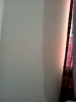 Tanha18 Adlı Modelin Canlı XXX Sohbeti